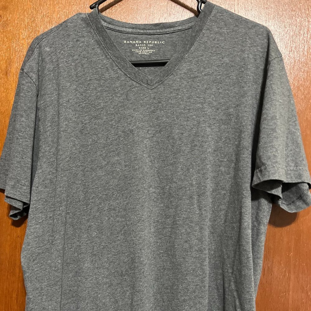 Banana Republic Basic Tee Size L